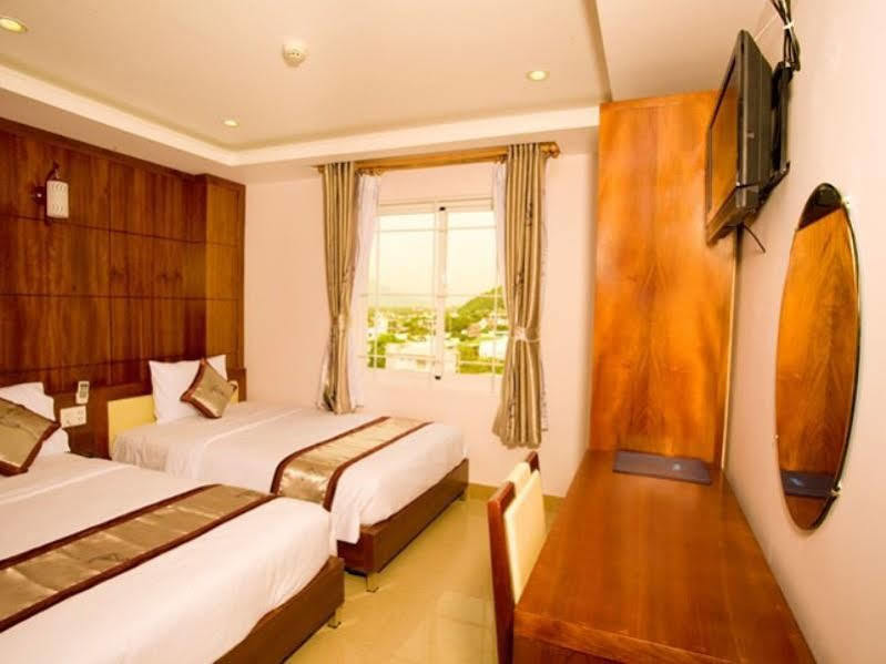 Ngoc Hong Hotel Нячанг Экстерьер фото